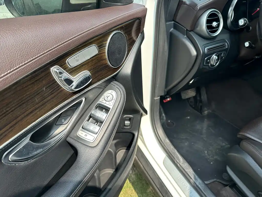 Mercedes-Benz GLC — миниатюра 5