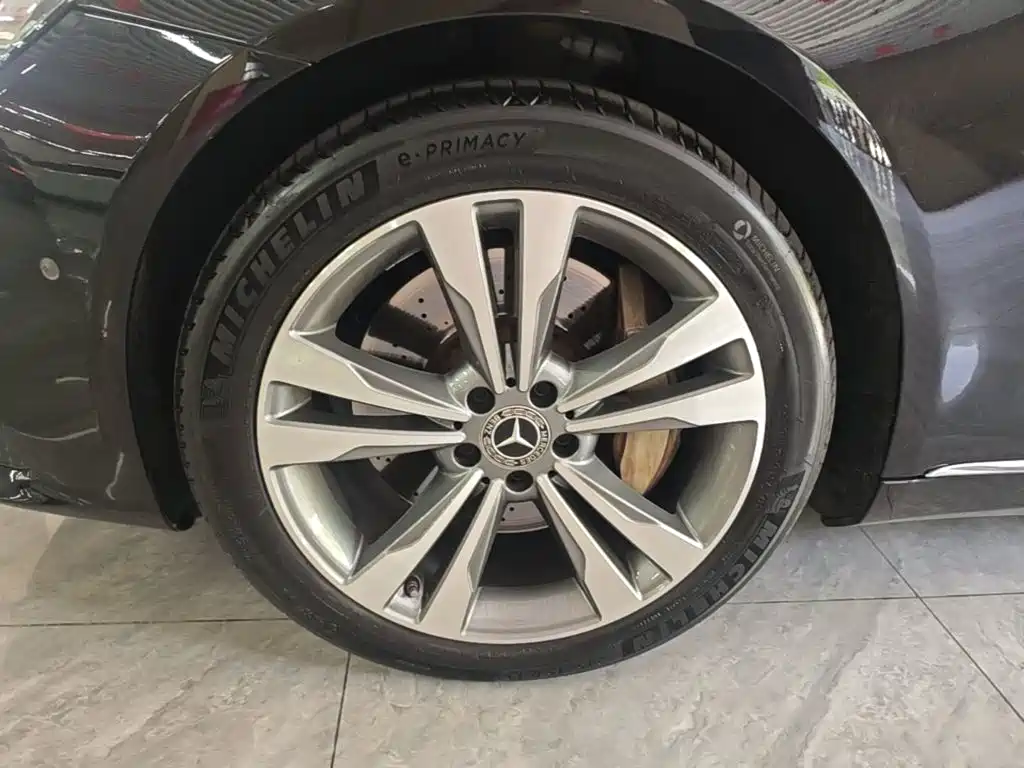 Mercedes-Benz S-Class — миниатюра 23