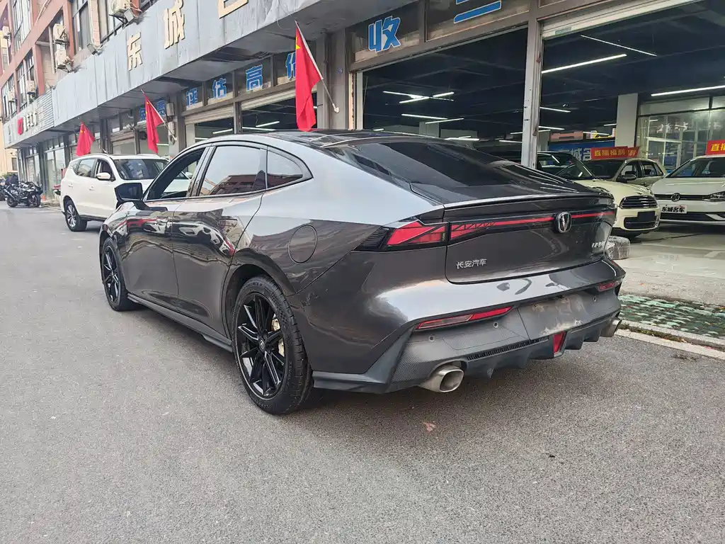 Changan UNI-V — миниатюра 4