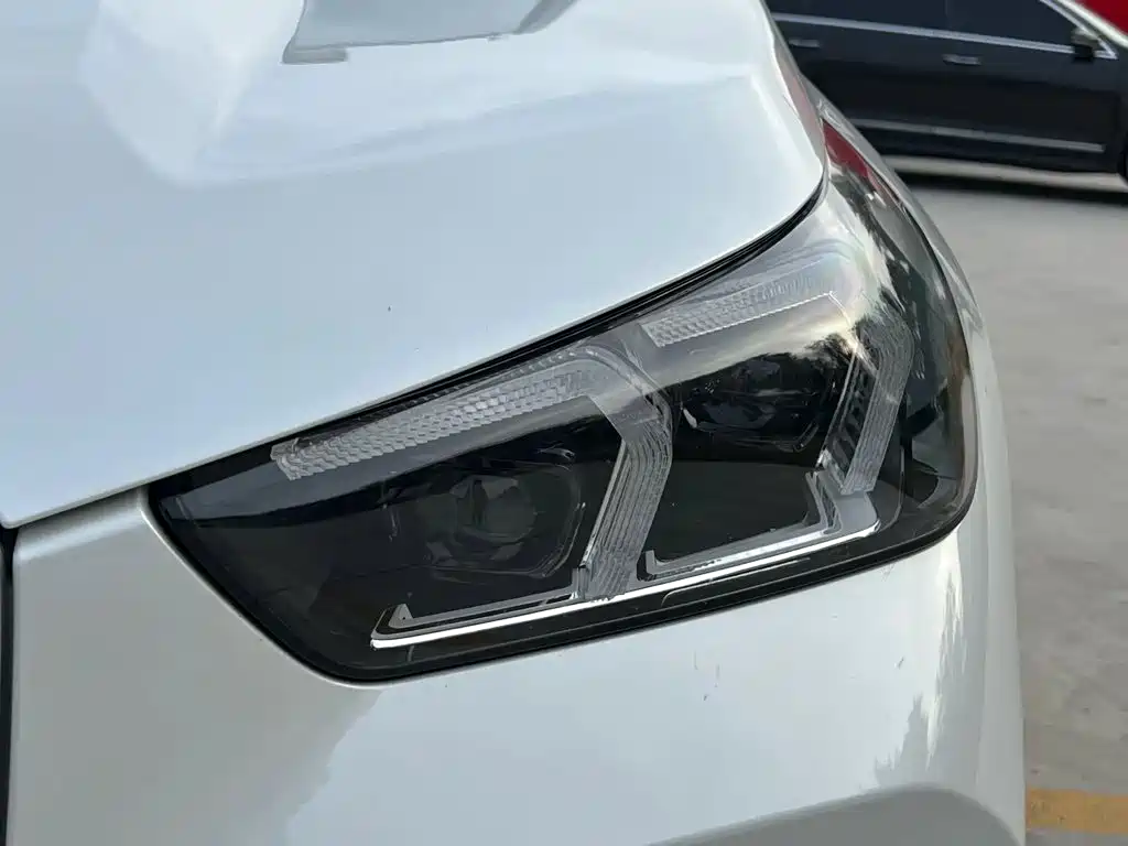 BMW X1 — миниатюра 2