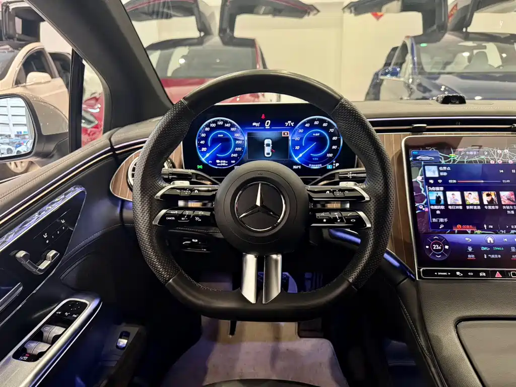 Mercedes-Benz EQE — миниатюра 11