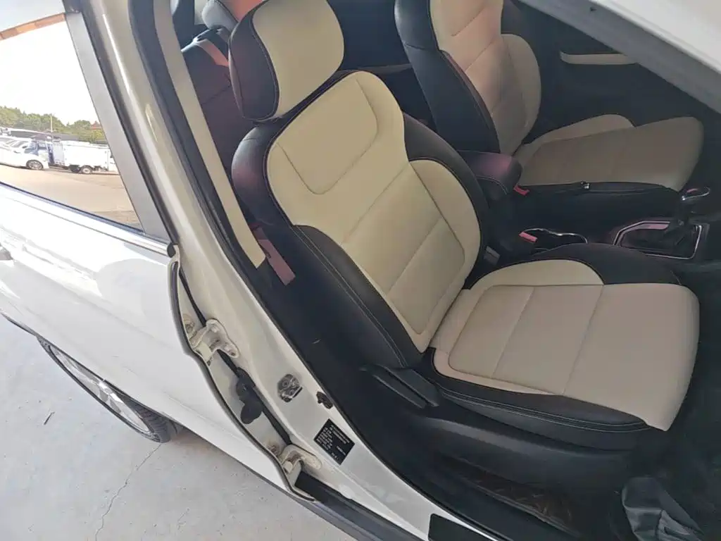 Changan CS35 — миниатюра 25