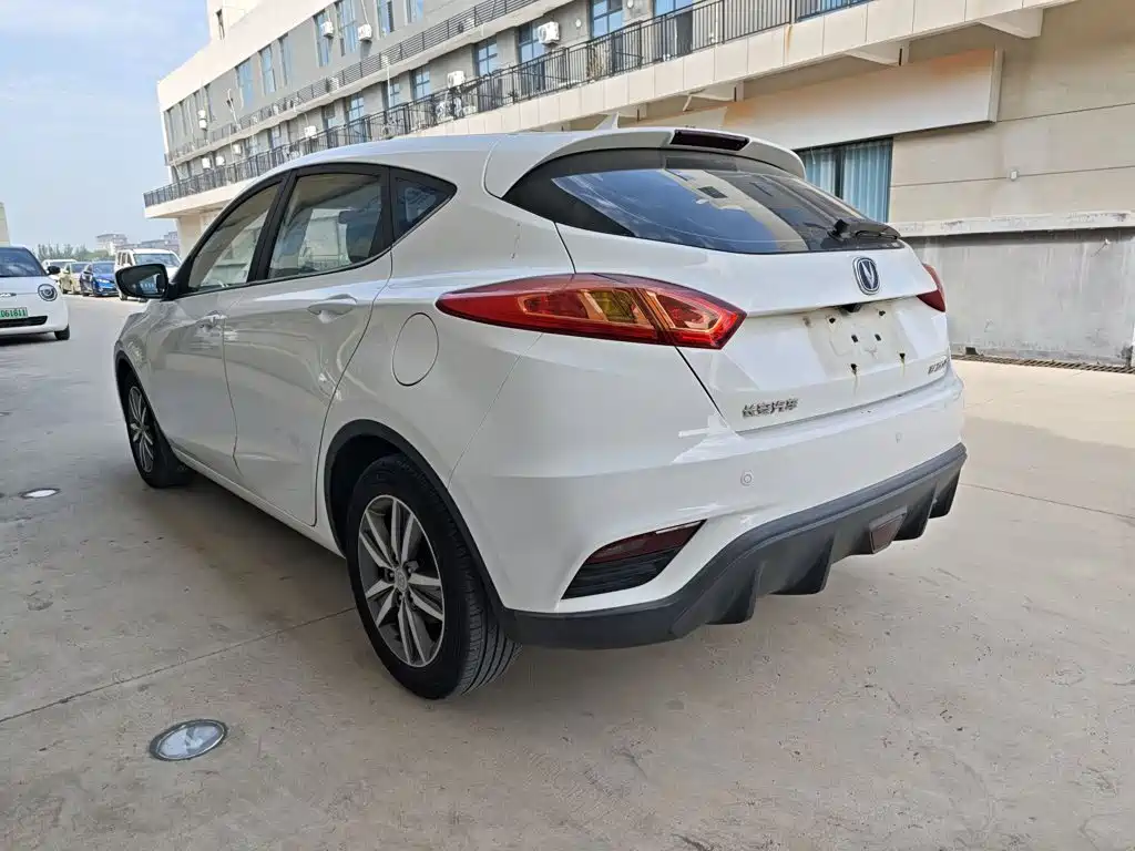 Changan Eado XT — миниатюра 5