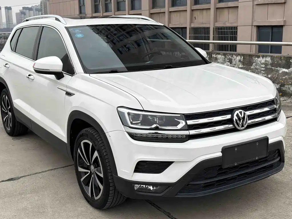 VOLKSWAGEN TUYUE
