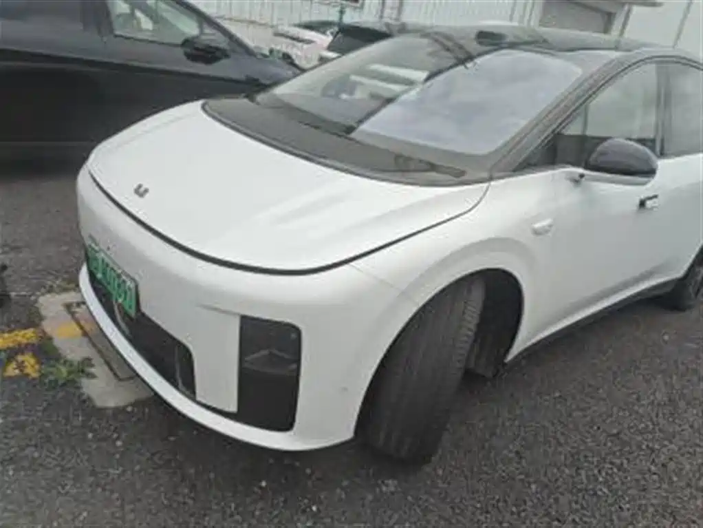 Li Auto 理想i8 2025