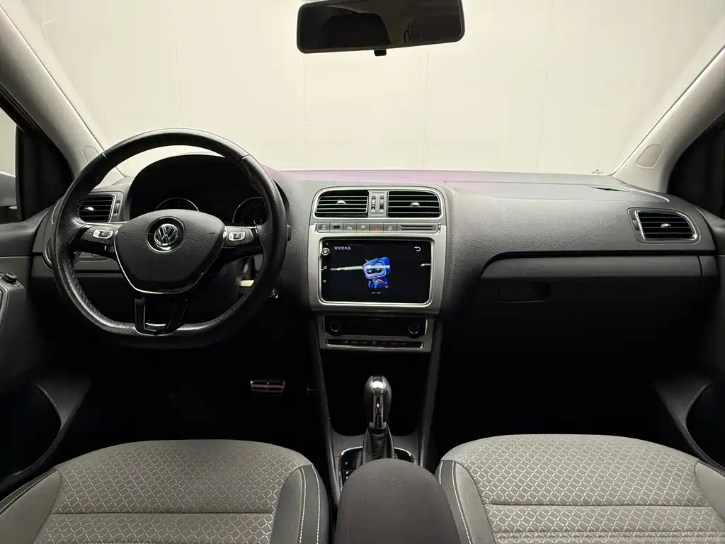 Volkswagen Polo — миниатюра 22