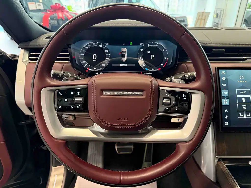 Land Rover Range Rover — миниатюра 7