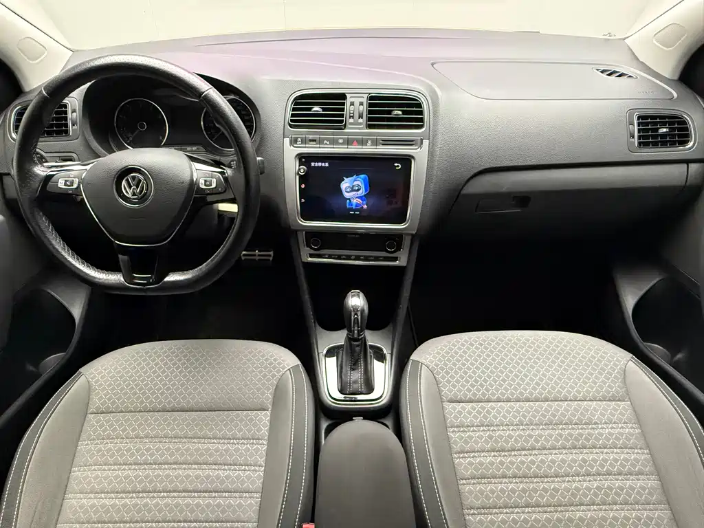 Volkswagen Polo — миниатюра 25