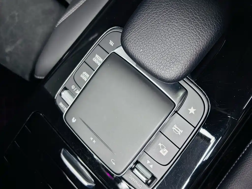 Mercedes-Benz A-Class — миниатюра 16