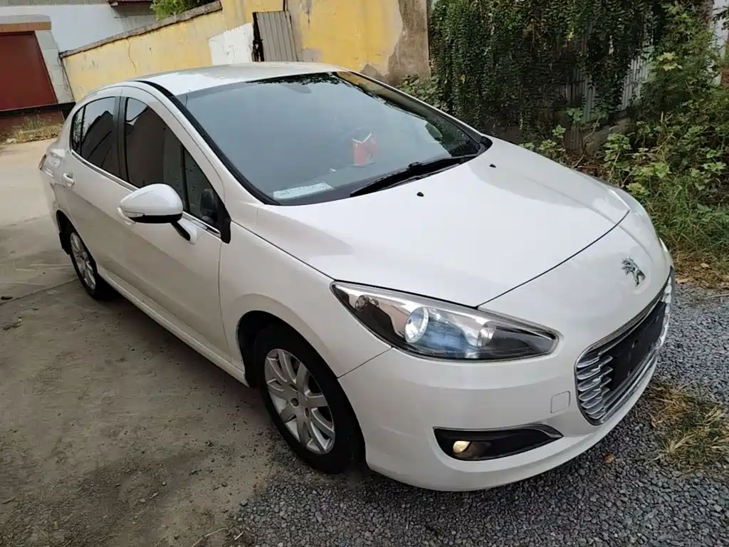 Peugeot 308 — миниатюра 4