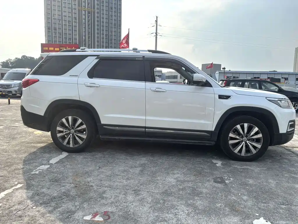 Changan CS95 — миниатюра 4