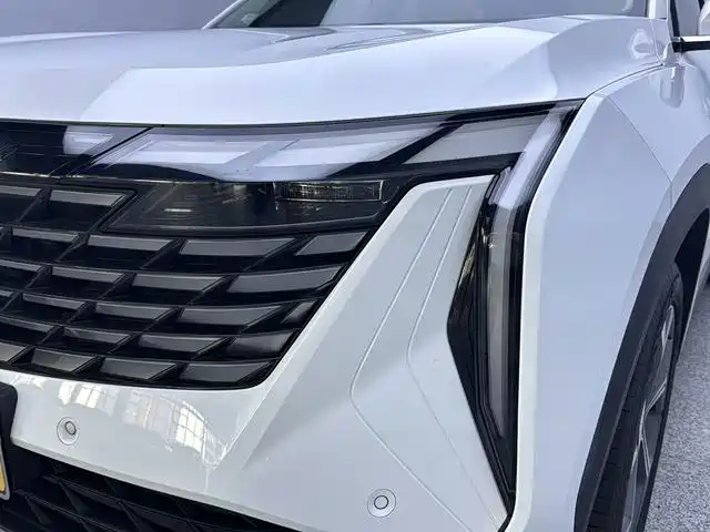Geely Boyue L — миниатюра 11