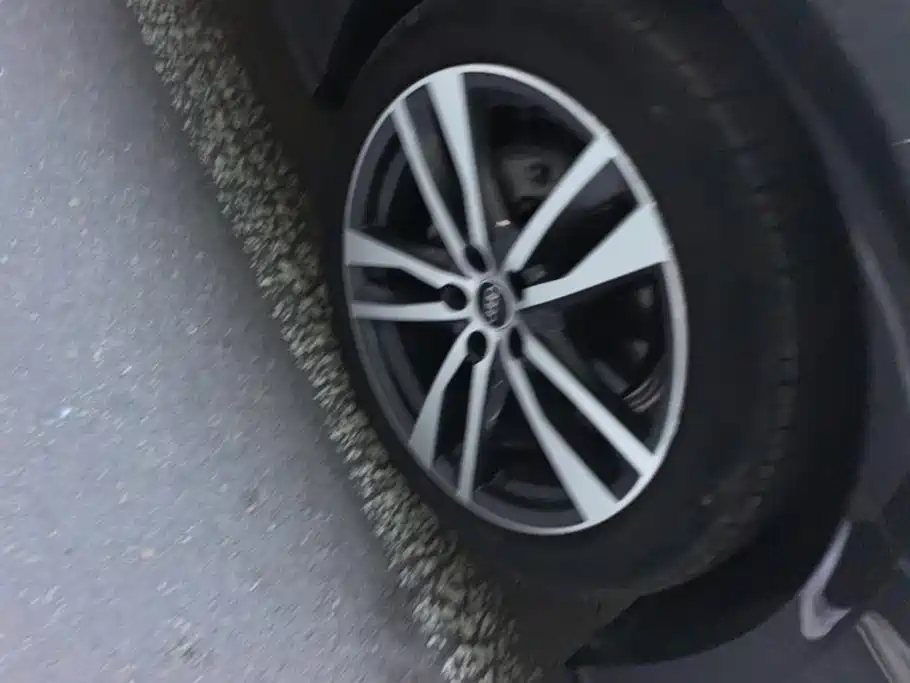 Audi A6L — миниатюра 6