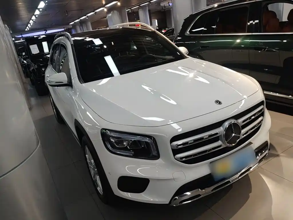 Mercedes-Benz GLB — миниатюра 4