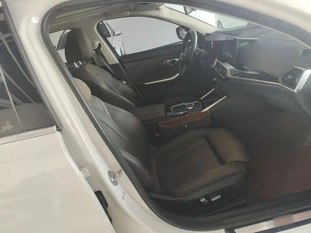 BMW i3 — миниатюра 25