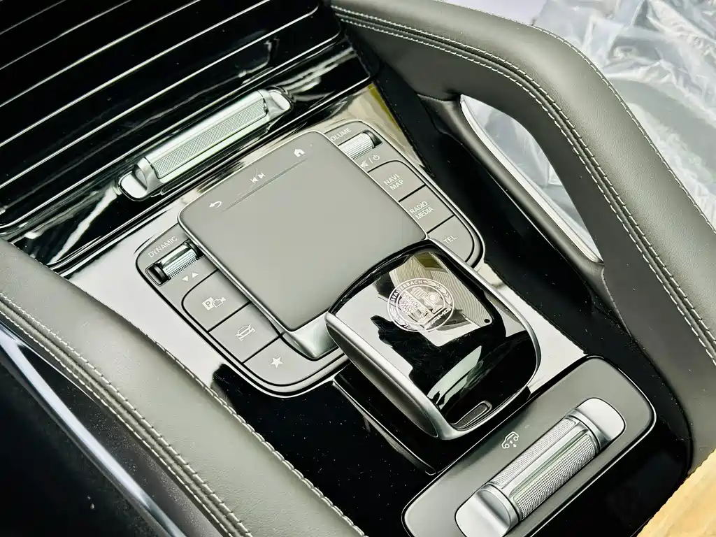 Mercedes-Benz GLS AMG — миниатюра 9