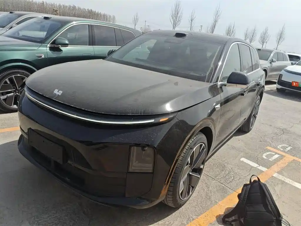 Li Auto Li L6 2025
