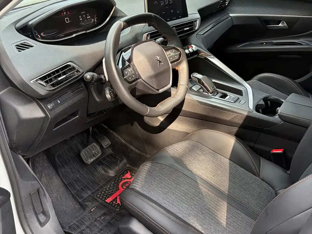 Peugeot 4008 — миниатюра 5
