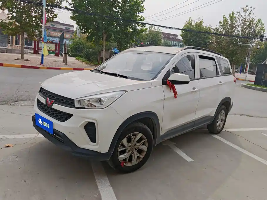 Wuling Hongguang S3