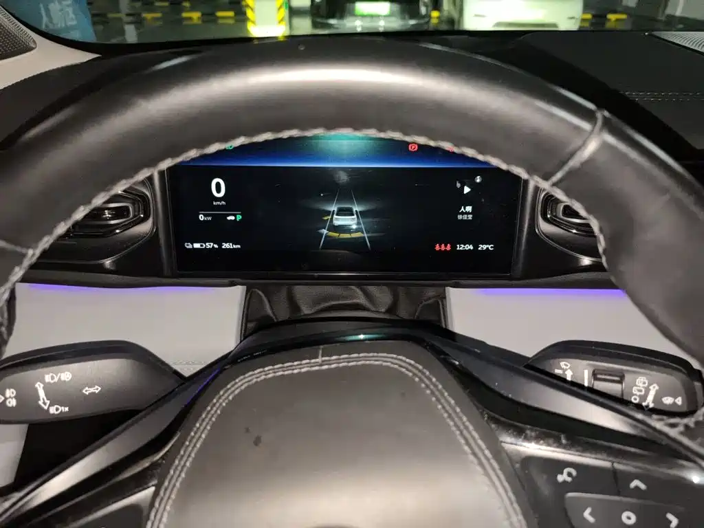 NIO ES6 — миниатюра 7
