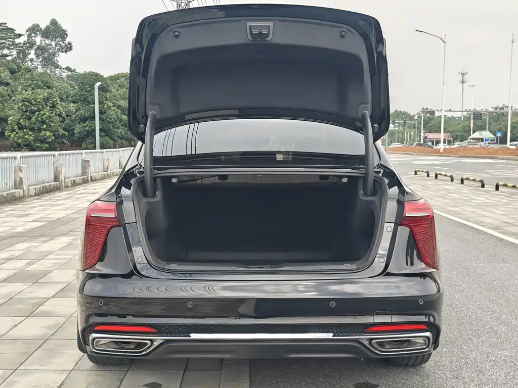 Hongqi Hongqi H5 — миниатюра 24