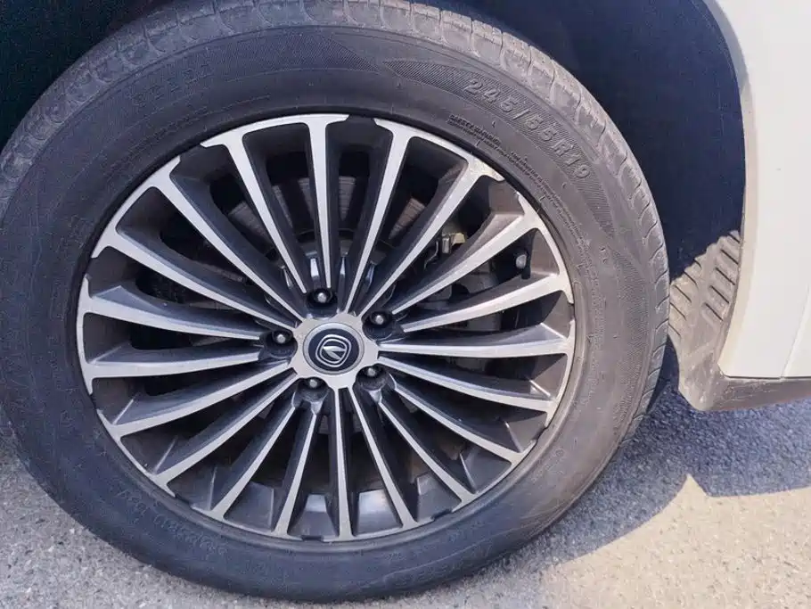 Changan CS95 — миниатюра 6