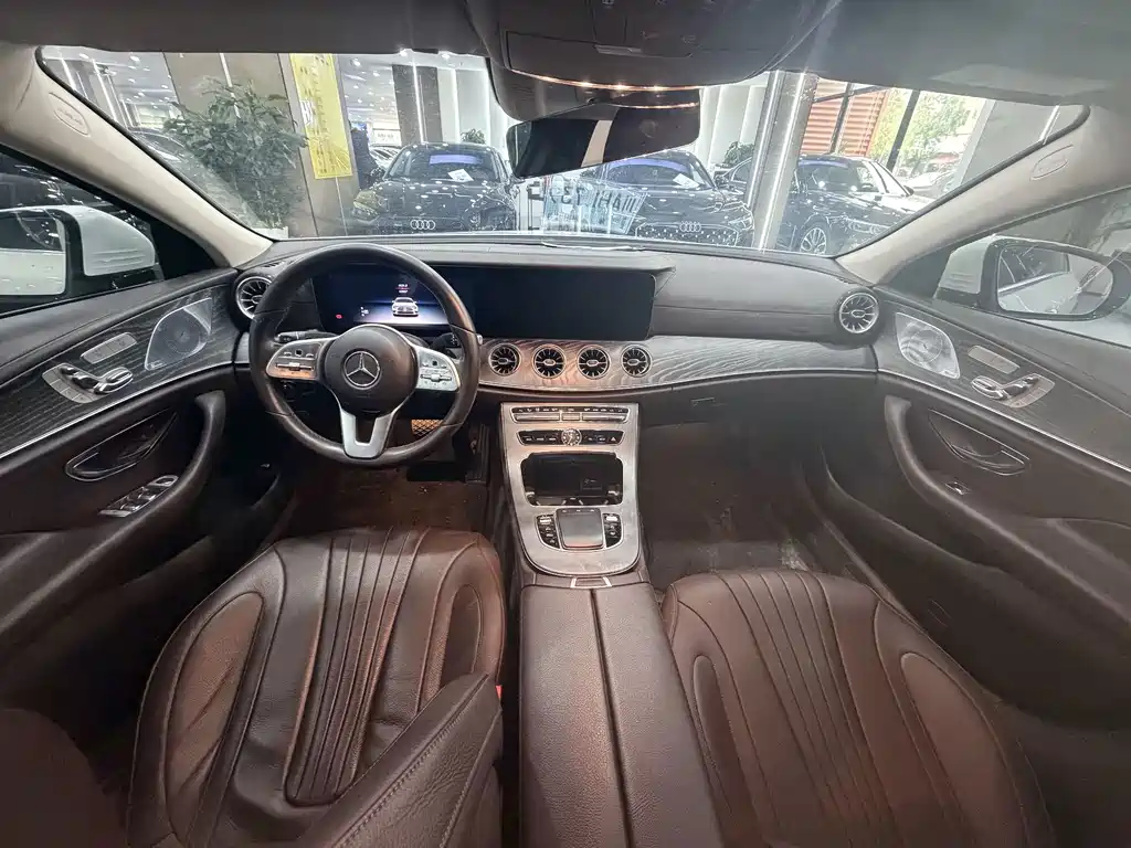 Mercedes-Benz CLS — миниатюра 5