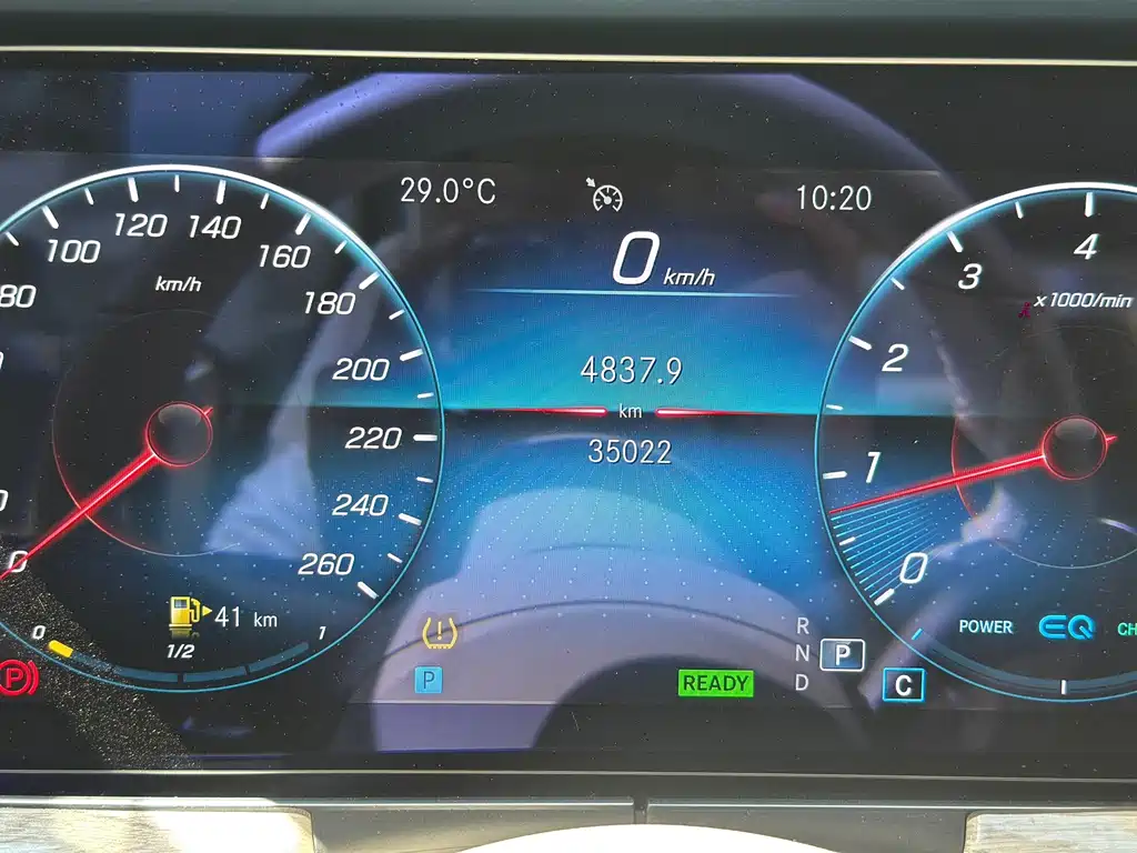 Mercedes-Benz E-Class (Import) — миниатюра 7