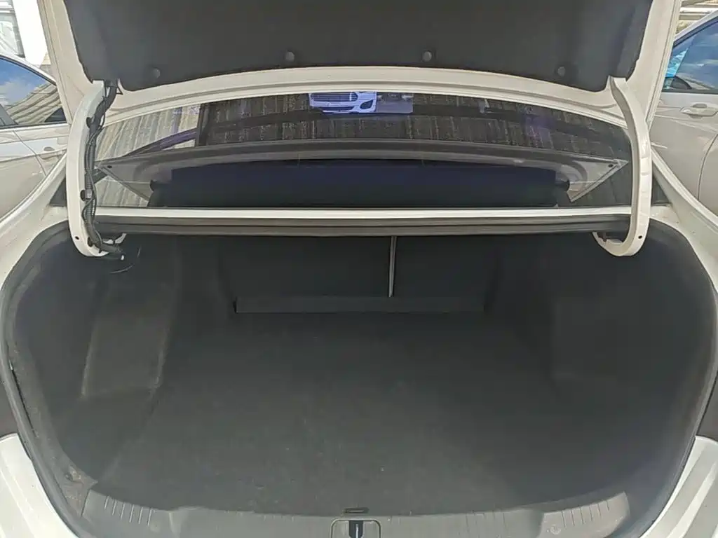 Buick Excelle — миниатюра 19