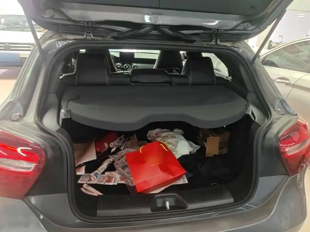 Mercedes-Benz A-Class (Import) — миниатюра 19