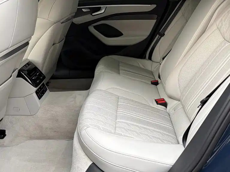 Audi A6L — миниатюра 18