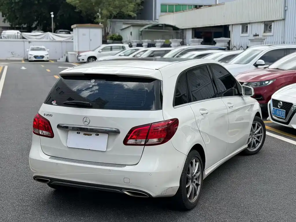 Mercedes-Benz B-Class — миниатюра 18
