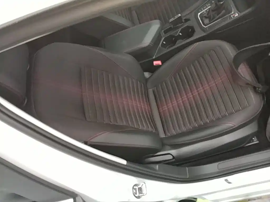 Volkswagen Lavida — миниатюра 25