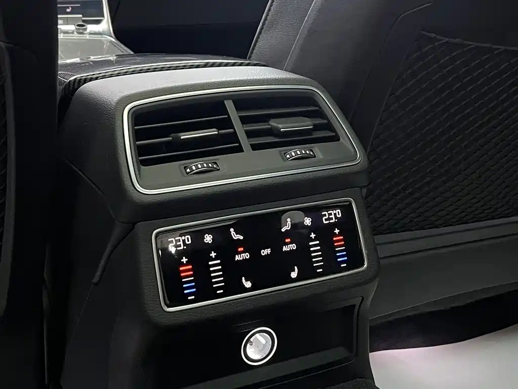 Audi A6L — миниатюра 23