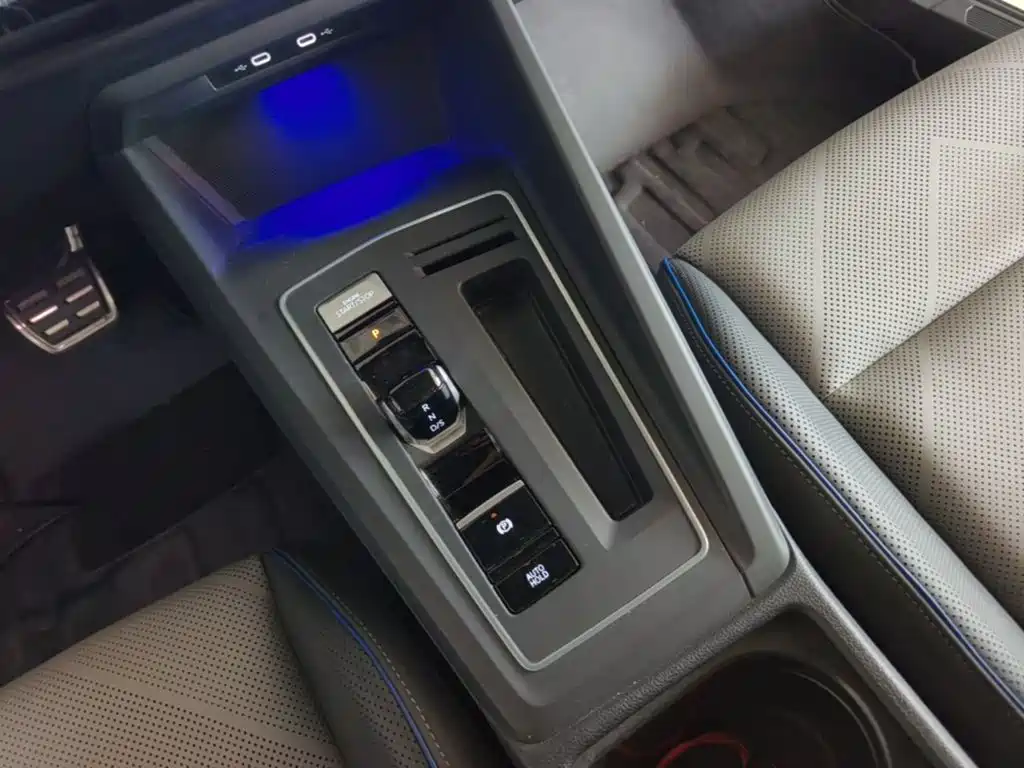 Volkswagen Golf — миниатюра 14