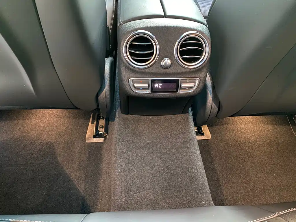 MERCEDES-BENZ C CLASS AMG