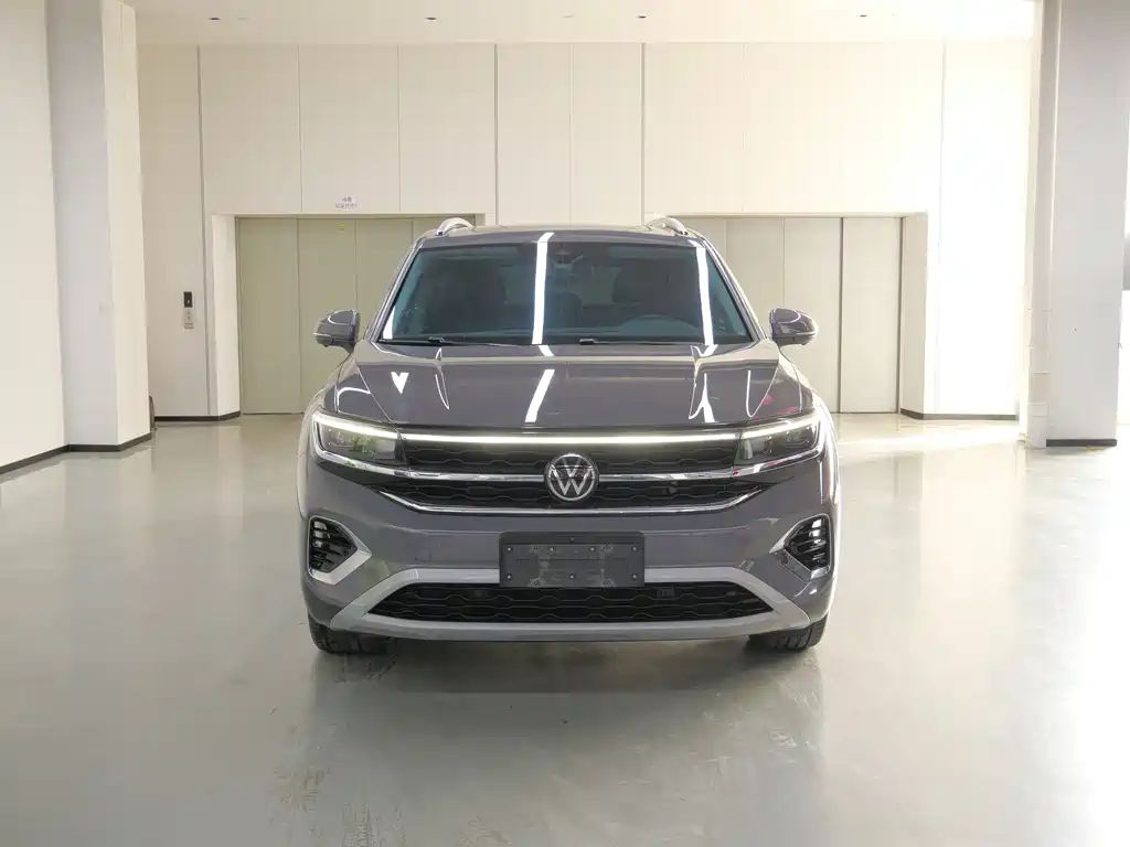 Volkswagen Viloran 2021 380TSI Luxury Pro