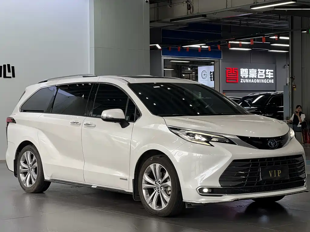 Toyota Sienna 2021 2.5L
