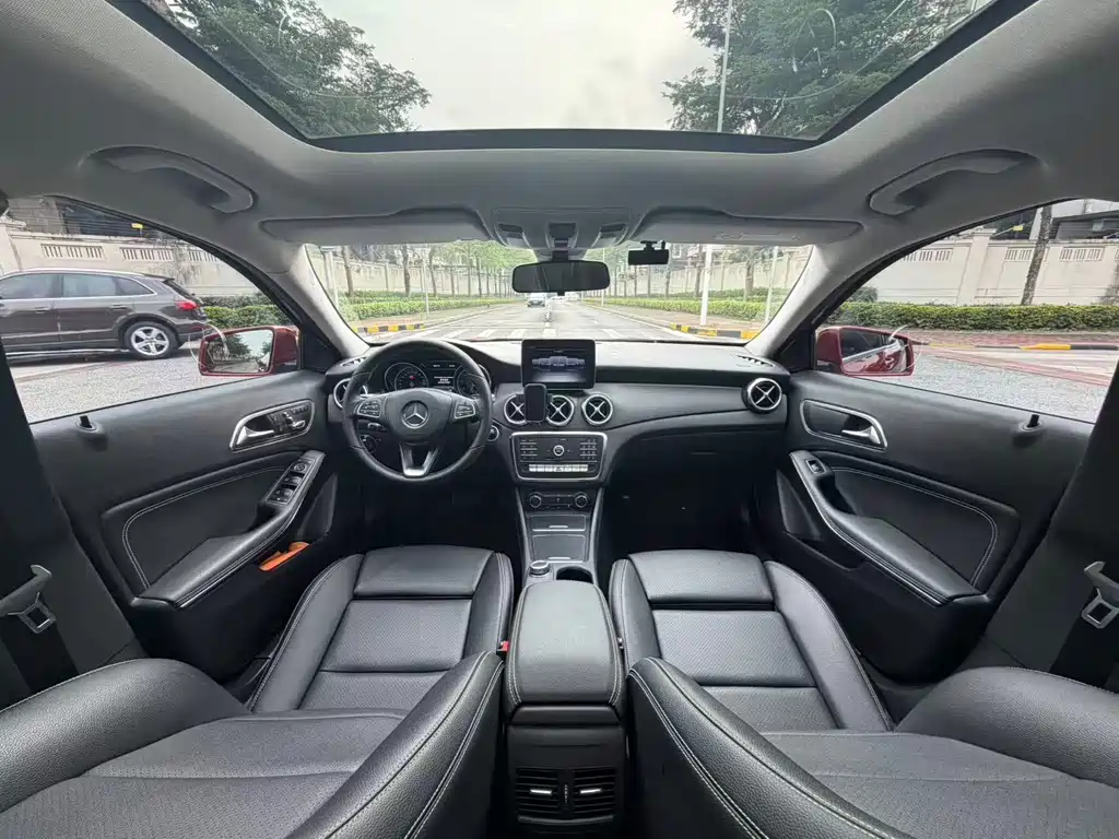 Mercedes-Benz GLA — миниатюра 11