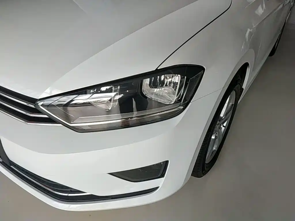 Volkswagen Golf Sportsvan — миниатюра 24