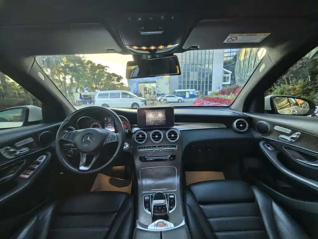 Mercedes-Benz GLC — миниатюра 16