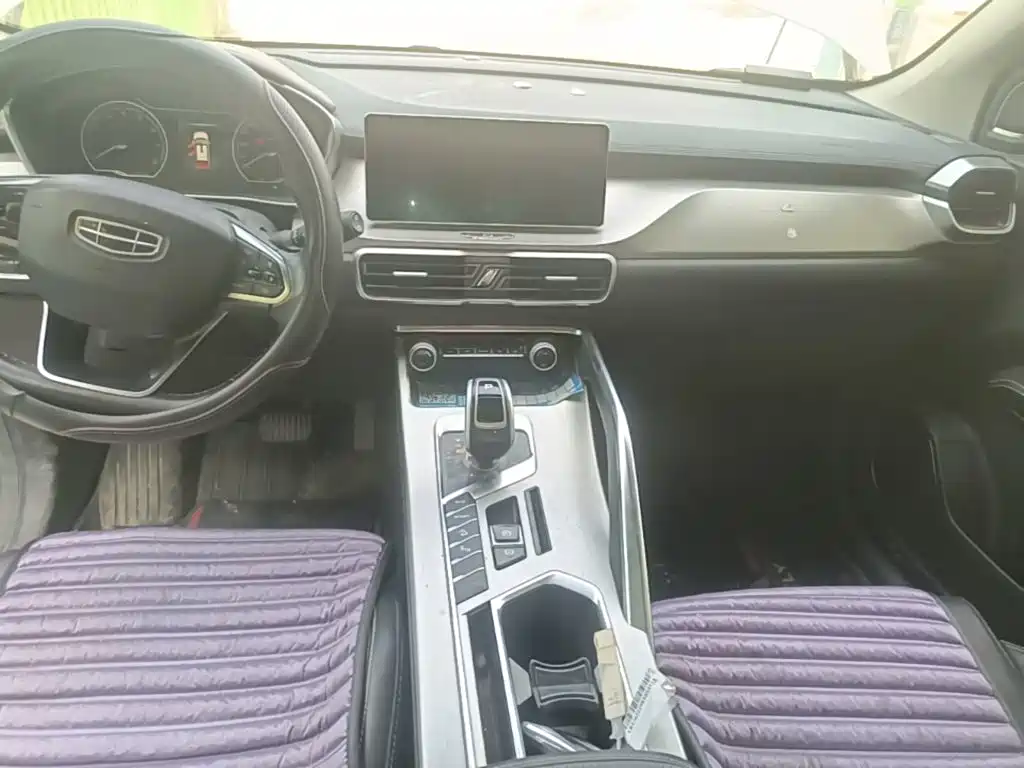 Geely Binyue — миниатюра 14