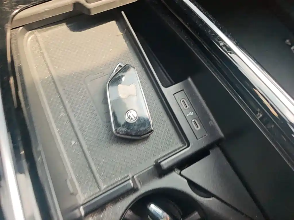 Volkswagen ID.4 X — миниатюра 15