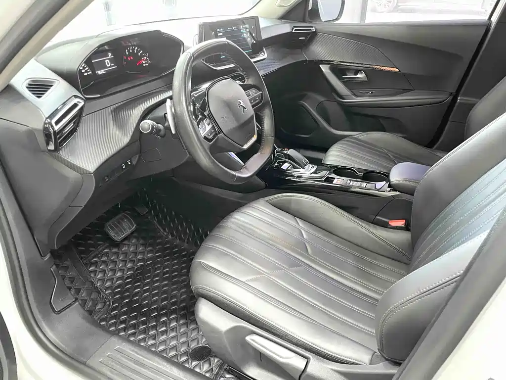 Peugeot 2008 2022 230THP THE ONE