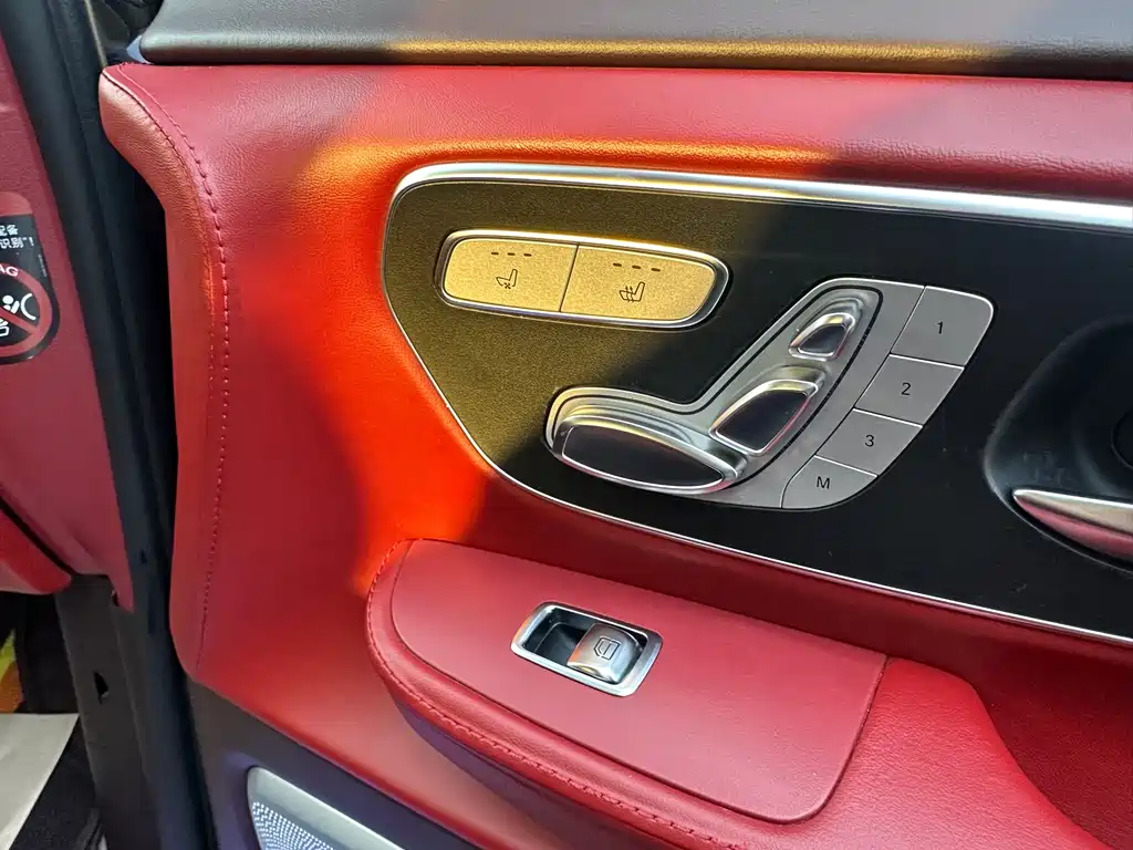 MERCEDES-BENZ V CLASS