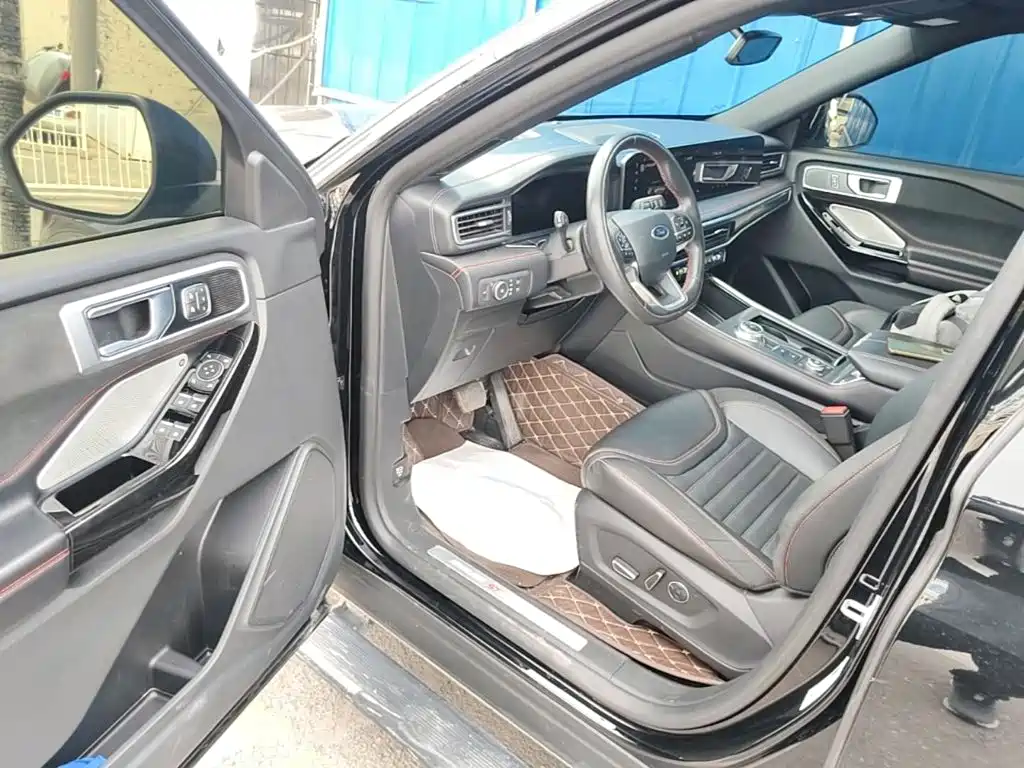 Ford Explorer — миниатюра 16