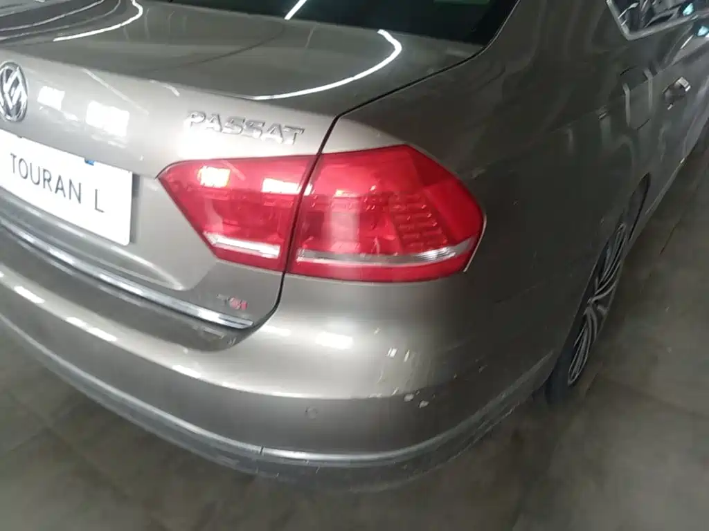 Volkswagen Passat — миниатюра 8