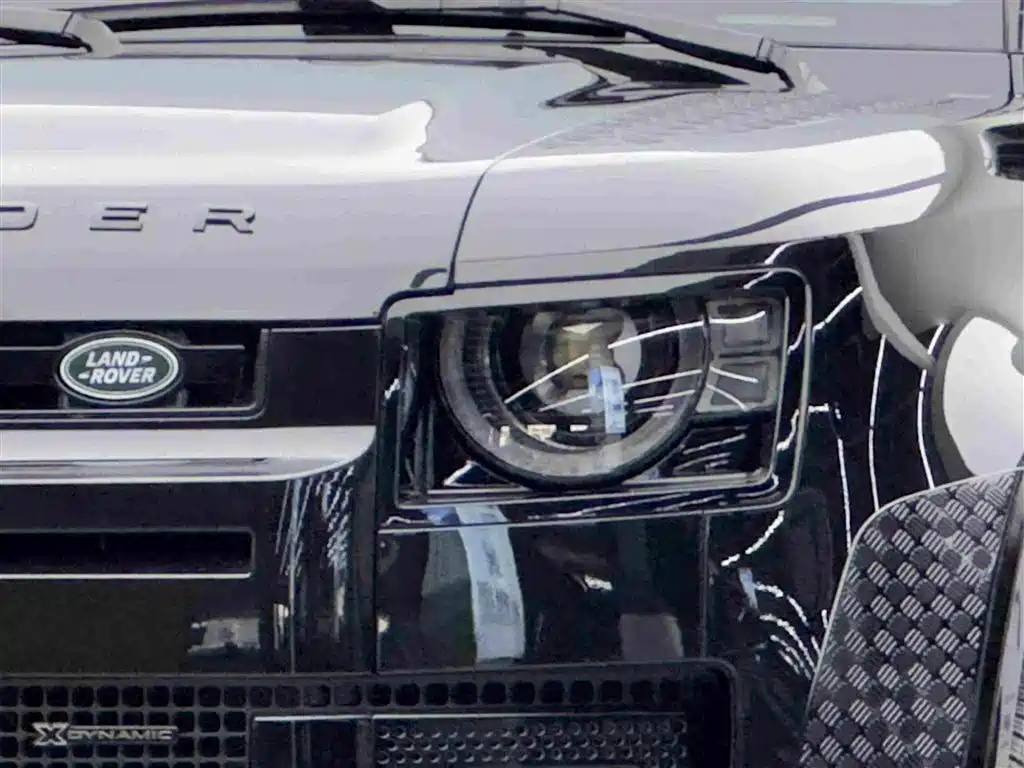 Land Rover Defender — миниатюра 3