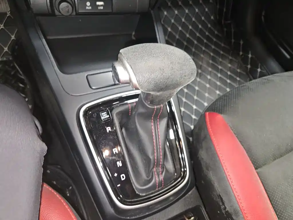 Kia KX Cross — миниатюра 14