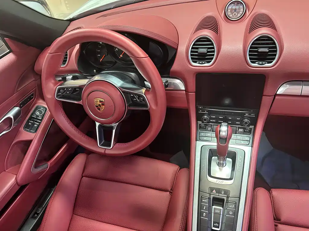 PORSCHE  718